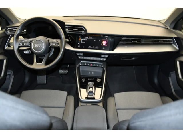 Audi A3 35 TDI S-Line S-Tronic Sedan