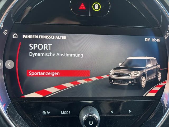 MINI Cooper Countryman DKG Classic Trim el. Heckklappe Navi