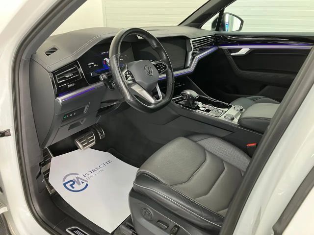 Volkswagen Touareg 4Motion R-Line