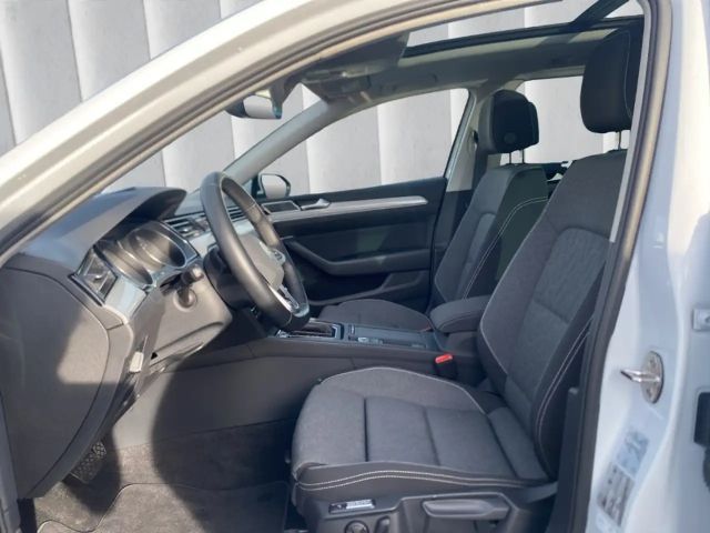 Volkswagen Passat DSG R-Line Variant