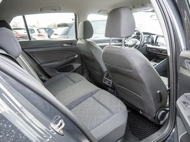 Volkswagen Golf 1.5 TSI Golf VIII Style eHybrid