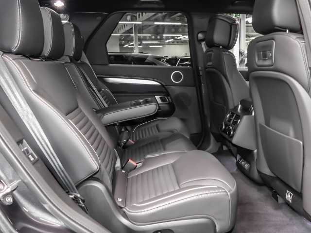 Land Rover Discovery D300 Dynamic HSE