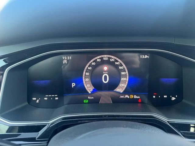 Volkswagen Taigo 1.5 TSI DSG R-Line