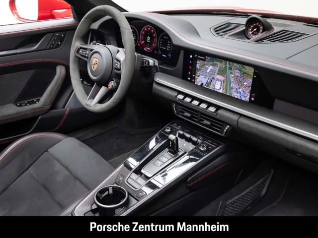 Porsche 992 4 Coupé GTS Targa