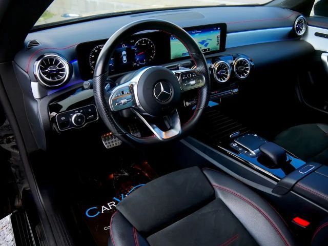 Mercedes-Benz CLA 200 AMG Line Coupé