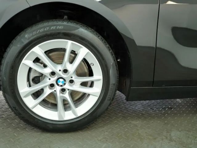 BMW 116 116i 5-deurs Sedan