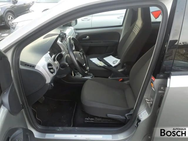 Volkswagen e-up! Plus Style