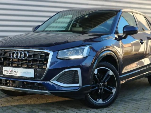 Audi Q2 Advanced NaviPlus/AHZV/18" . . .