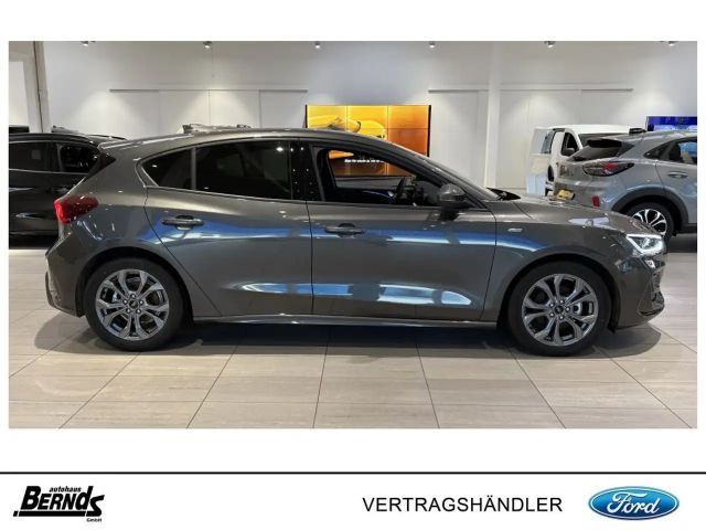 Ford Focus ST Line