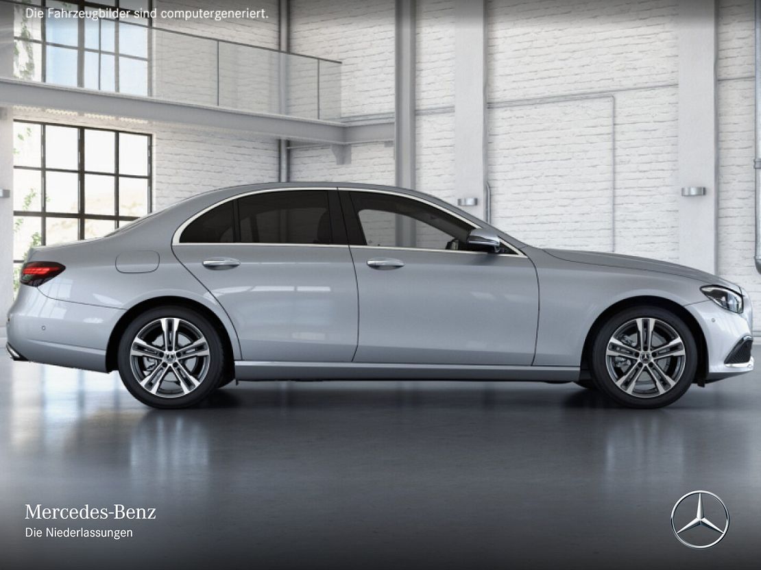 Mercedes-Benz E 220 AVANTGARDE E 220 d Sedan