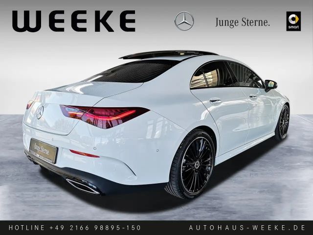 Mercedes-Benz CLA 180 AMG Line Coupé