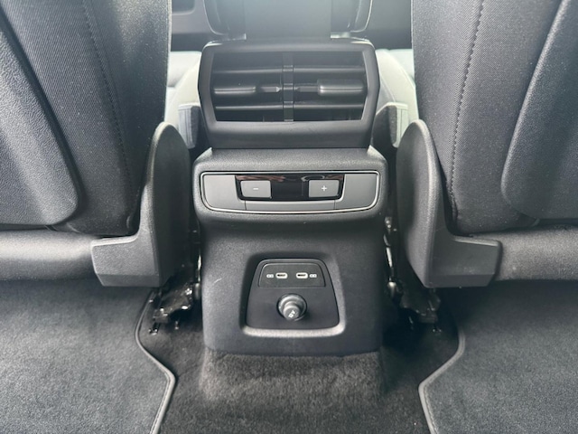 Audi Q4 e-tron SUV 45 e-tron Audi Q4 e-tron