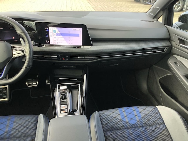 Volkswagen Golf 2.0 TSI DSG Golf VIII