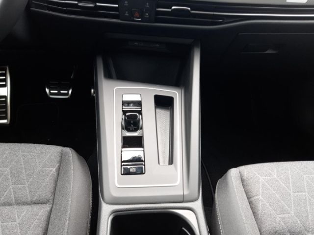 Volkswagen Golf DSG Life