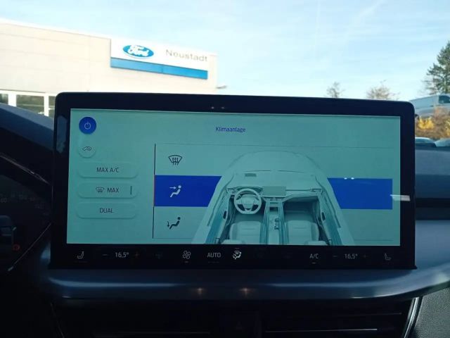 Ford Focus Titanium Wagon