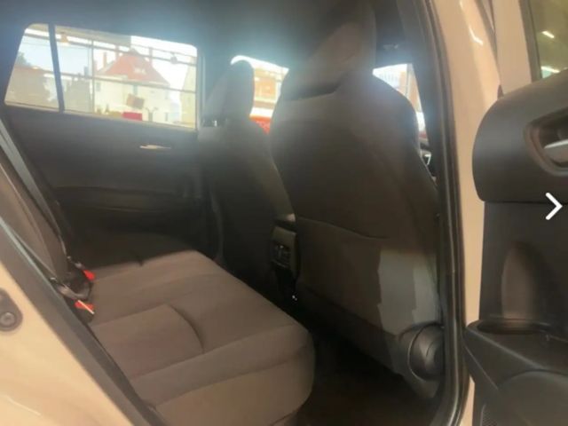 Toyota Corolla Cross 1.8 Teamplayer Klima Kamera Sitzhzg