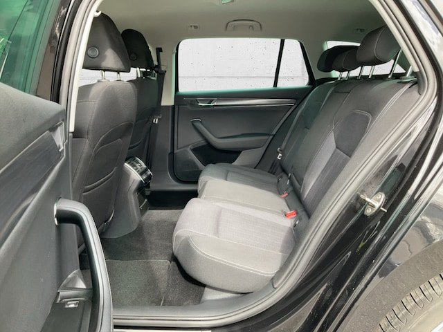 Skoda Superb 2.0 TDI Combi Style Style