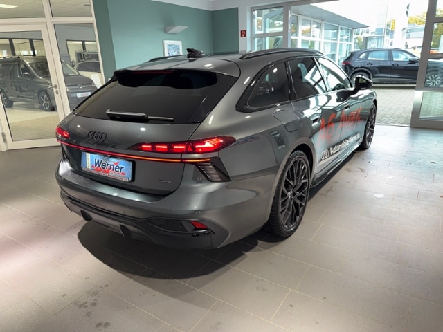 Audi A6 Avant Quattro S-Tronic