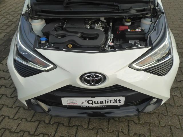 Toyota Aygo Hatchback Play Team D X-play