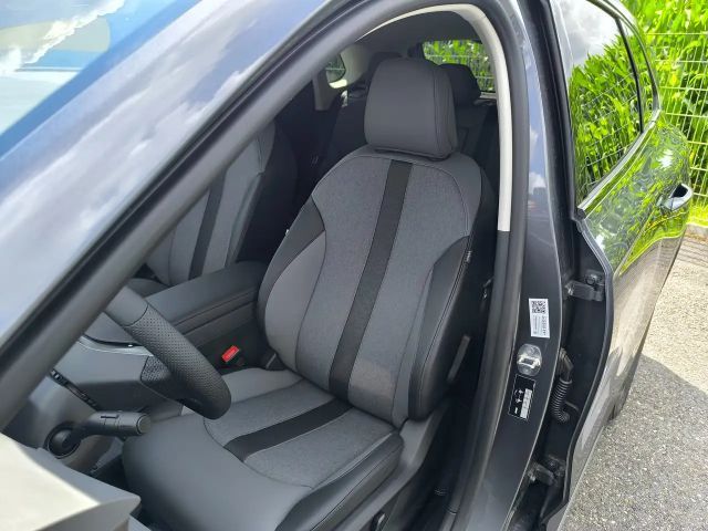 MG MGS5 64 kWh EV Luxury