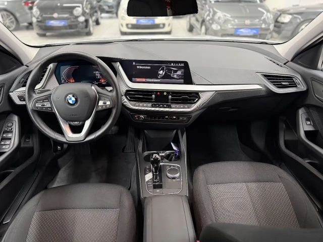 BMW 120 120i Advantage pakket Sedan