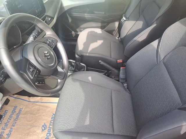 Suzuki Swift Flash Hybrid