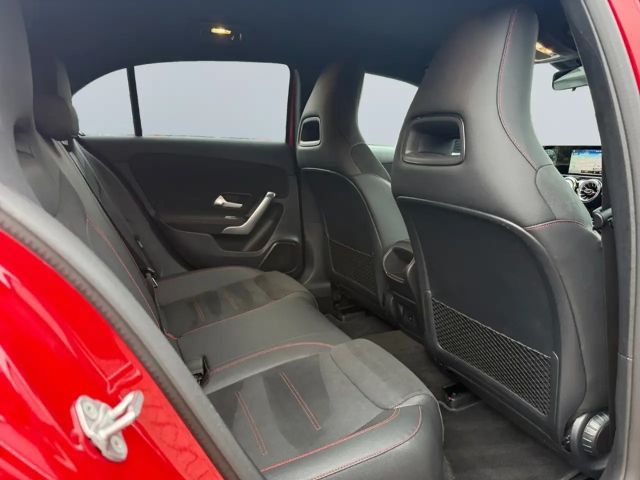 Mercedes-Benz A 200 AMG Line