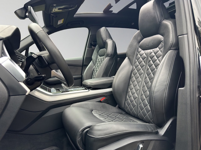 Audi Q7 50 TDI Quattro S-Line