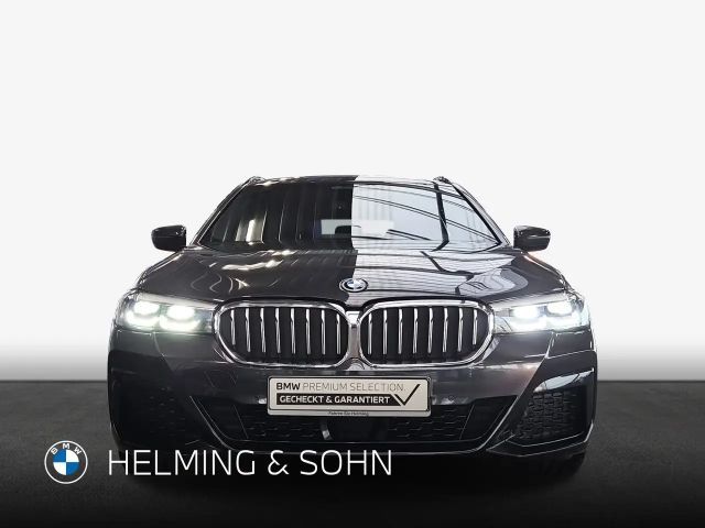 BMW 530 530e M-Sport Touring
