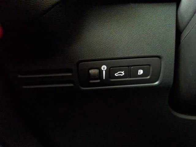 Volvo XC40 Bright Plus Recharge T4