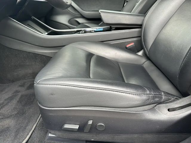 Tesla Model 3 AWD Long Range