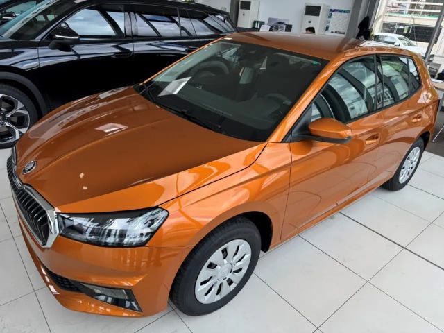 Skoda Fabia Essence 1.0 SHZG*Klima*PDC*LED*4-Türen