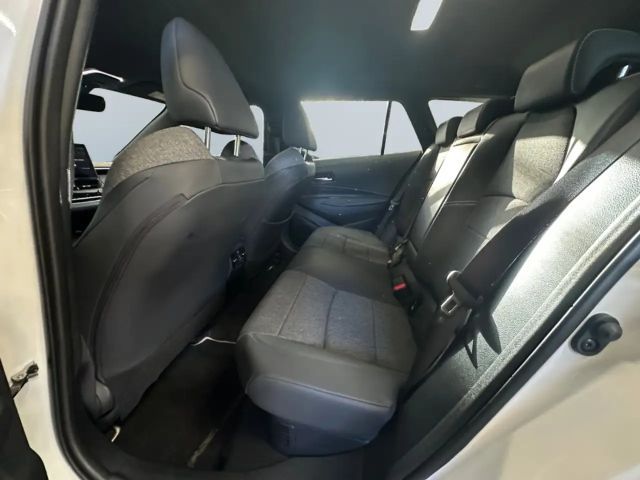 Toyota Corolla Hybride Team D