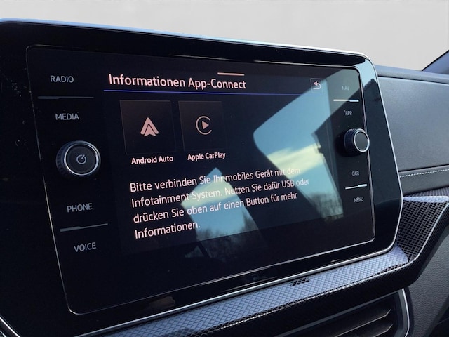 Volkswagen T-Cross 1.0 TSI DSG IQ.Drive R-Line