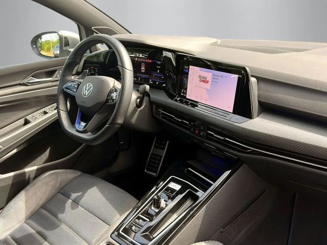 Volkswagen Golf "R" +DCC+AKRAPOVIC+LEDER+MATRIX+ASSISTS+