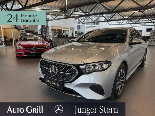 Mercedes-Benz E 220 AVANTGARDE E 220 d Estate