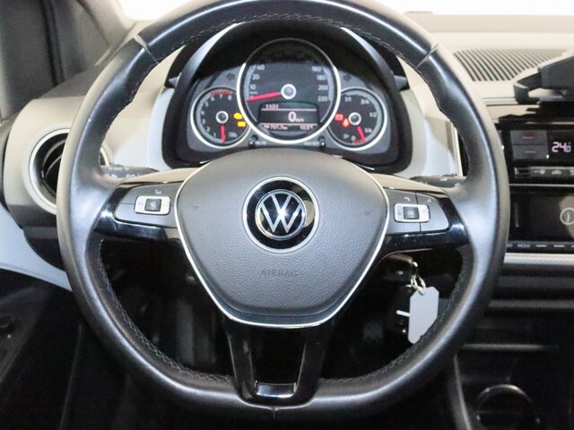 Volkswagen up! Active