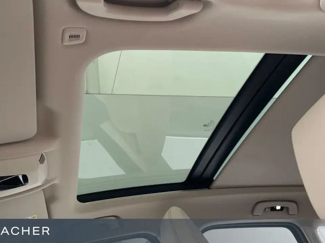 BMW 220 220i Active Tourer