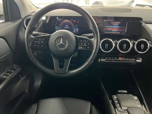 Mercedes-Benz GLA 250 Style