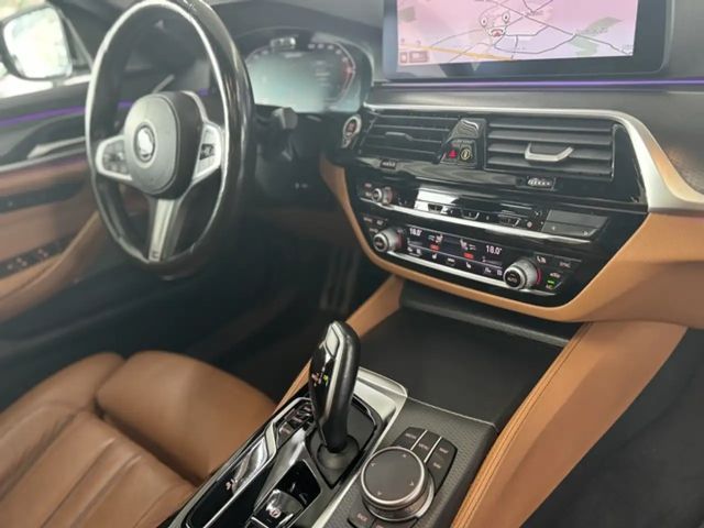 BMW 550 550i Sedan xDrive