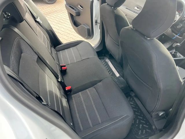 Dacia Sandero TCe 90