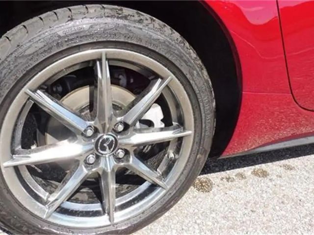 Mazda MX-5 Exclusive-line SkyActiv