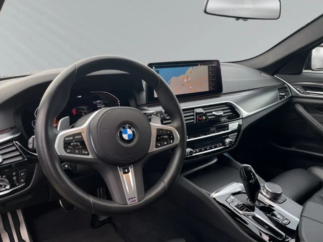 BMW 530 530i M-Sport Touring xDrive