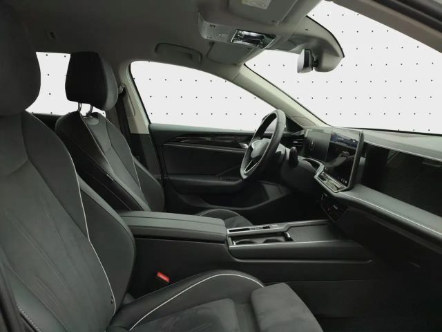 Volkswagen Passat 1.5 eTSI Business DSG Variant