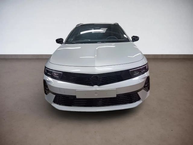 Opel Astra Sports Tourer Ultimate