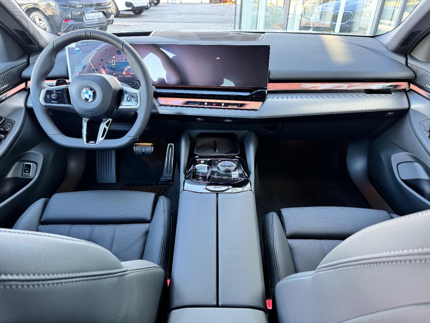 BMW 540 540d M-Sport Touring xDrive