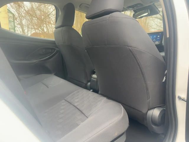 Toyota Yaris Business Hybride