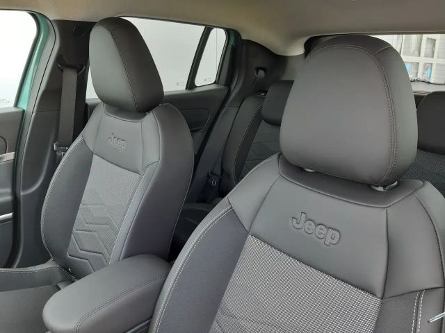 Jeep Avenger Altitude Full-Electric