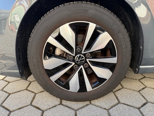 Volkswagen Golf 1.5 TSI Golf VIII