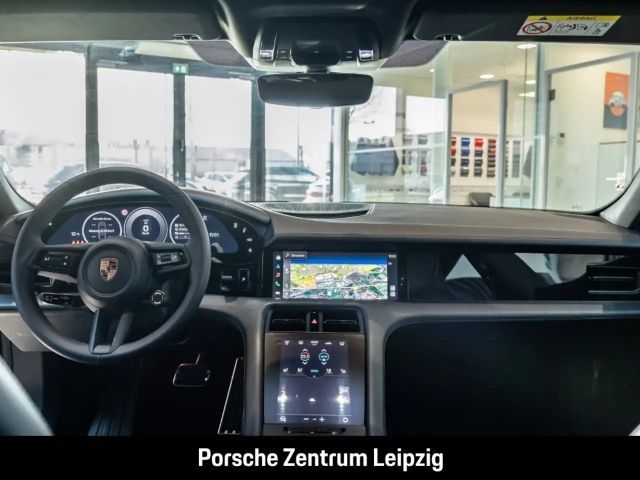 Porsche Taycan 4 Black Edition